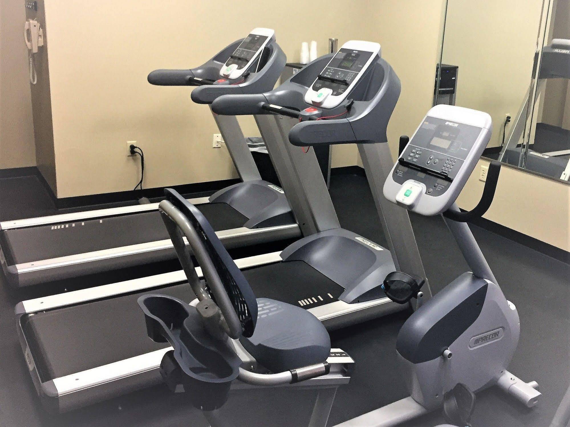 Mainstay Suites Fitchburg - מדיסון מראה חיצוני תמונה